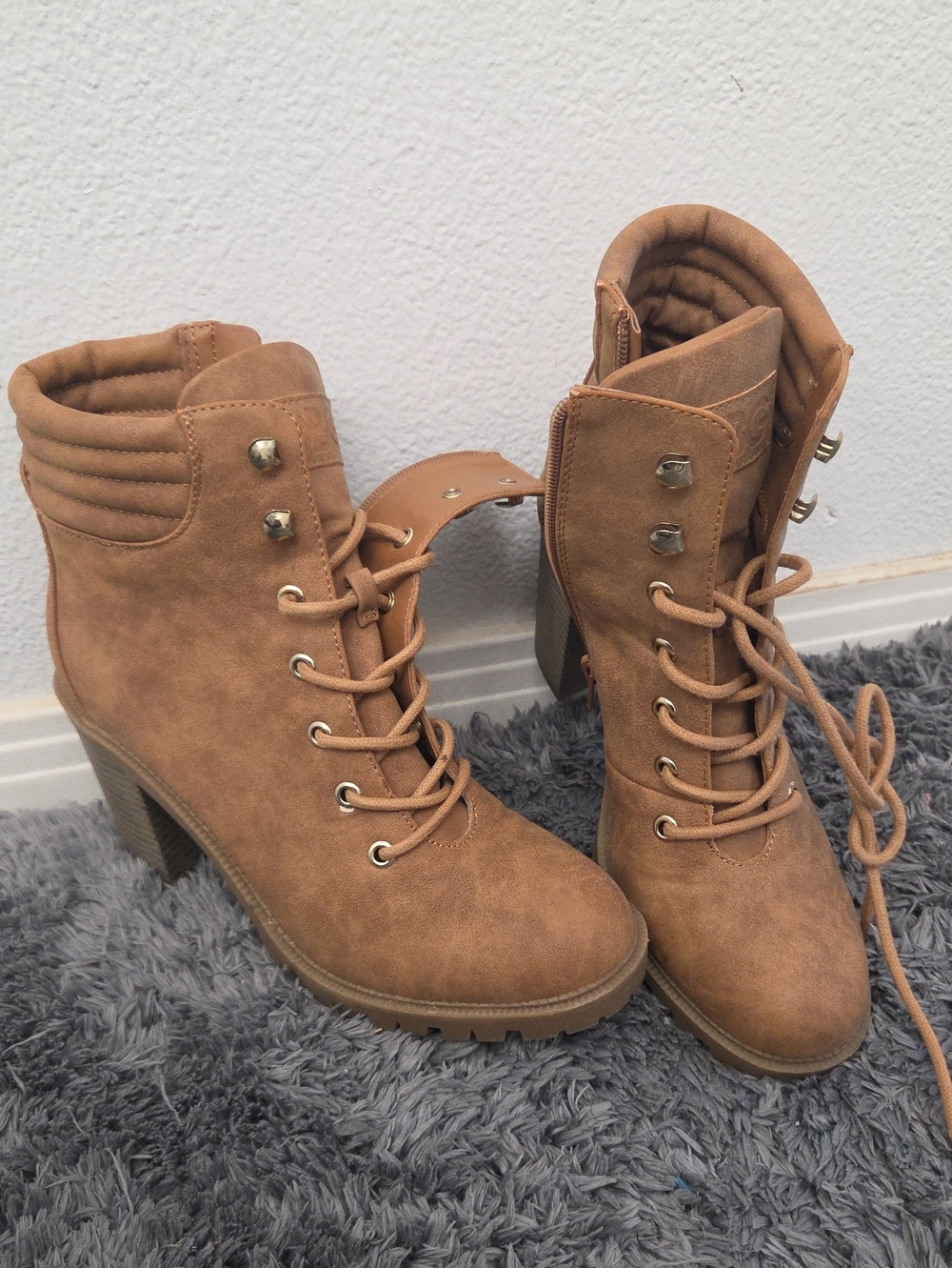 GBG Los Angeles Lace-Up Combat Ankle Boots - Size 8